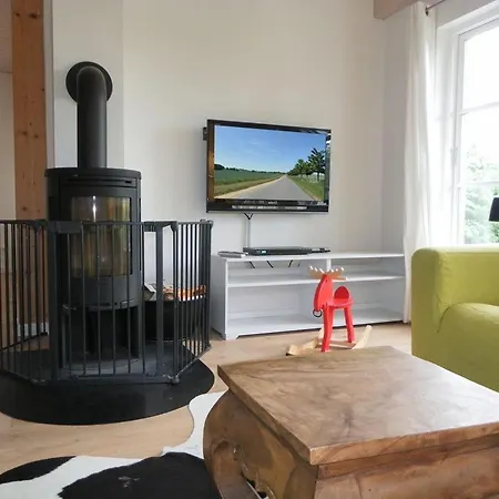 Holiday home Fritid Gross Schwansee